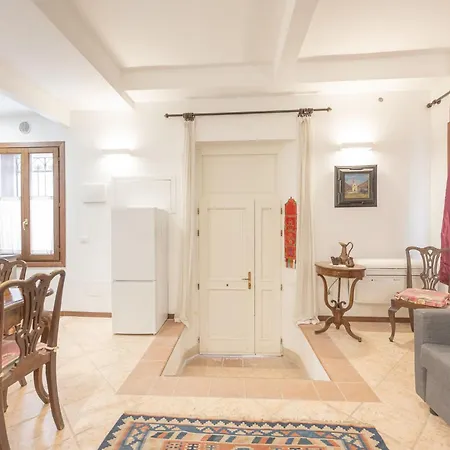 Casa Luna - 10 Min From Train Station Apartamento
